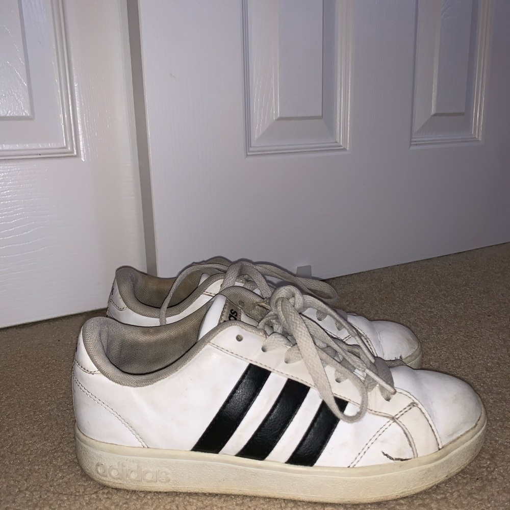 adidas neo tennis shoes